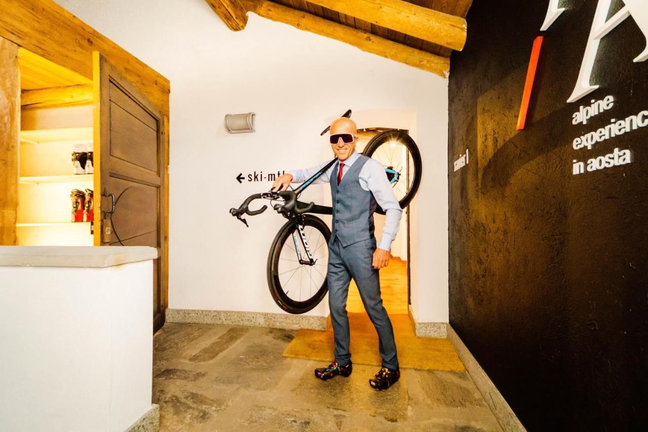 Alp Apartments Ski & Bike - Xavier アオスタ エクステリア 写真